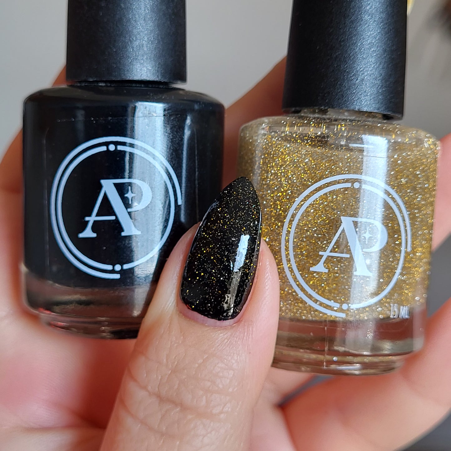 Jewelry (reflective)