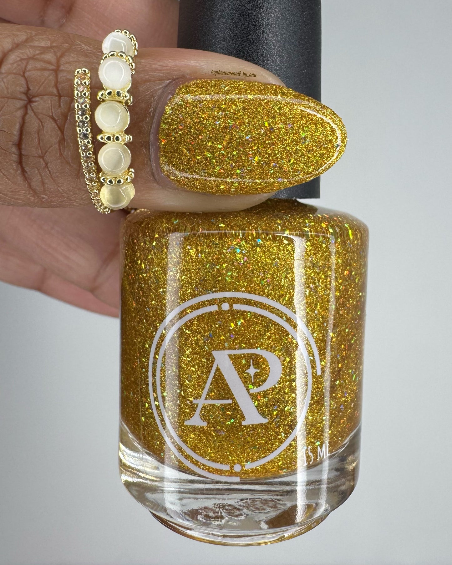 Glitter. Glitter Never Changes.